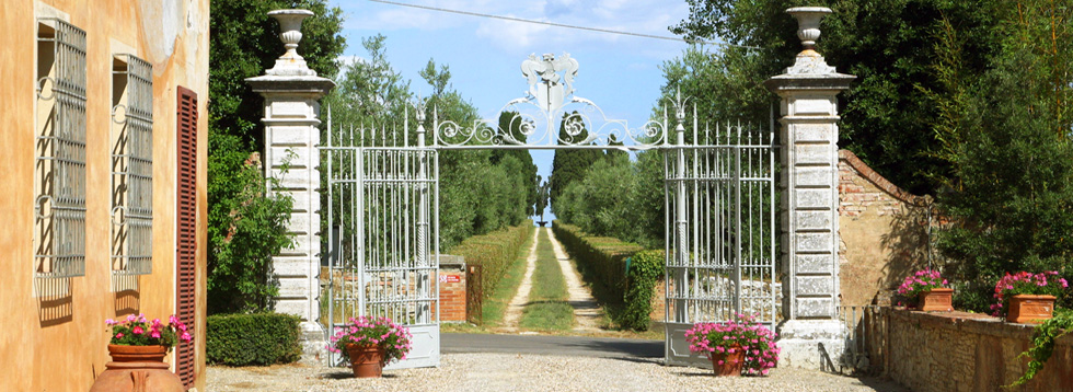Wedding villa with Italian style garden :: Siena Villa Catignano