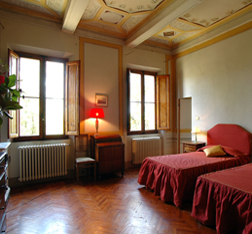 Vacation apartments in a Tuscan villa :: Baronessa Apartment Villa Catignano